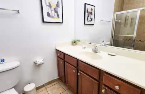 Resort Retreat 2BD Close Disney - Foto 27