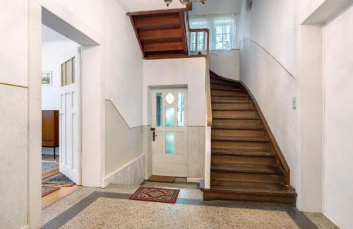 Grosszügiges Ferienhaus mit Wald - Foto 21