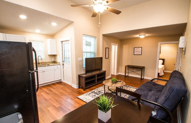 One Bedroom Apartment Near Downtown With Sleeper - Foto 16