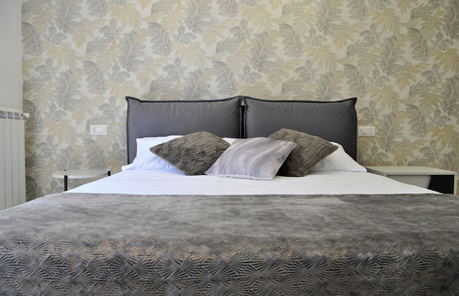 Sea Breeze Seafront Flat - Photo 11