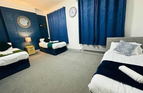 4BDR House By Homesy - Short Term Rental Cardiff - Ideal for Contractors - Foto 45