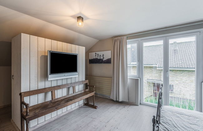 Nice Holiday Home in Westende-bad With Sauna and Pingpong - Photo 4