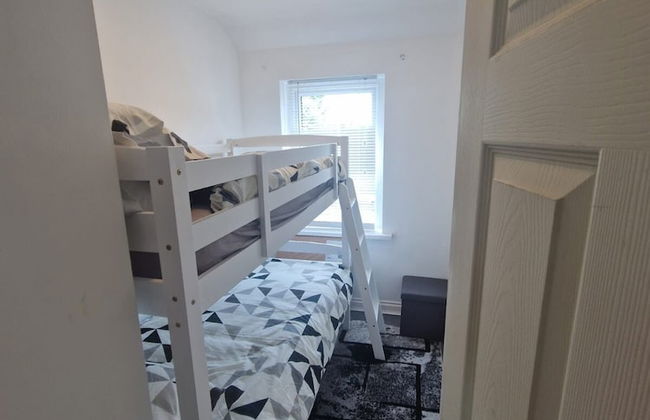 Captivating 2-bed Apartment in Tenby - Foto 5