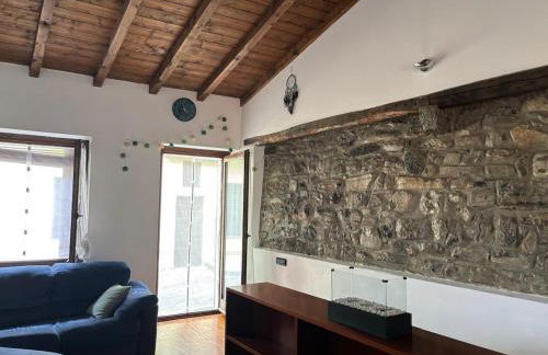 Cozy Apartment Near Lake Como, Sleeps for 2 - Foto 16