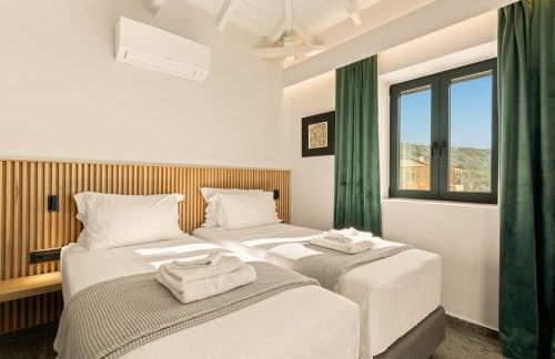 Mani Theasis - Foto 50