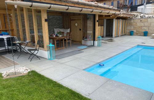 Private Luxury Chalet - Photo 45