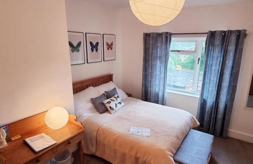 The Flat at Conway House - Photo 8