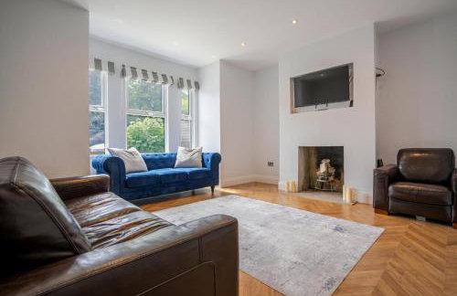 Modern 2 Bedroom Flat with Free Parking - 2 mins from Ascot Racecourse - Foto 9