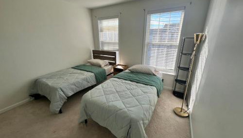 Spacious Townhouse near DC Airport Work Friendly - Foto 4