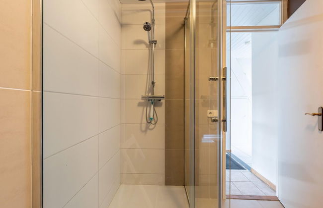 Holiday Home in Zeeland Near Lake - Foto 35