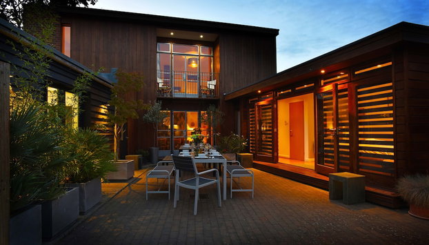 The Ultimate Bride & Hen Complex! Celebrations at The Old Fire Station Canterbury, 3 Homes - Foto 2, Imagen principal