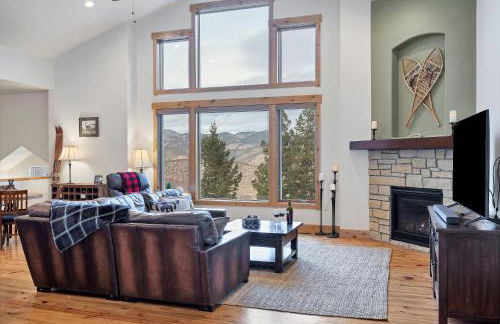 BEST VIEWS! Luxury Mountain Home - Saltwater HotTub, Firepit, BBQ- Close to SKI, Red Rocks - Foto 42