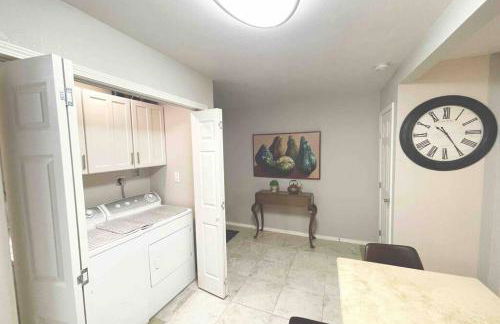 My Cozy Duplex A in the Heart of West Side - Foto 20