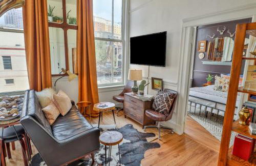 Riverwalk Gem-Stylish Downtown Escape with Views - Foto 1