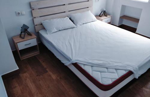 piso centrico en avenida principal - Photo 22