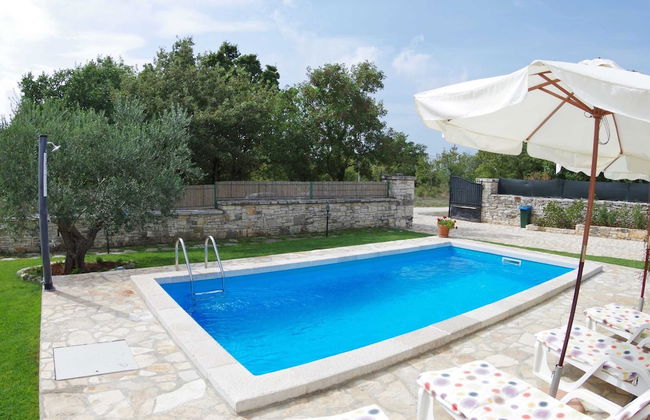 Peaceful Villa in Jursici With Private Pool - Foto 20
