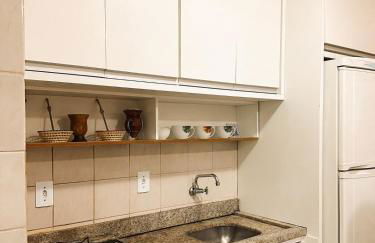 Apartamento completo e bem localizado - Foto 2