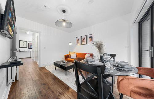 Modern 2 Bedroom Apartment in Uxbridge London free parking - Photo 10