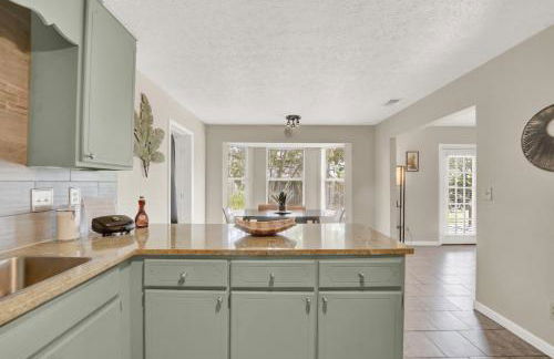 Modern Getaway North of Panama City Beach - Photo 25