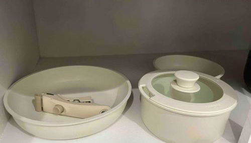 Entire Modern House with King bed & 65inTV - Foto 4