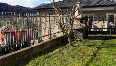 Lily House - Foto 4, Garden, Garden view