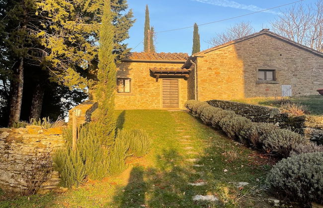 Cottage With Swimming Pool - Photo 25