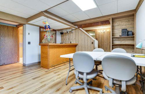 Love Lake Retreat with Hot Tub in New Richmond! - Foto 22