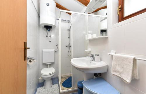 House Murage 2370 - Photo 20