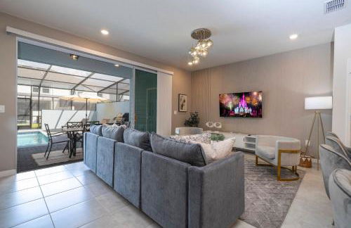 Brand New! Windsor Island 5BR Cozy Home Wpool/spa - Foto 35