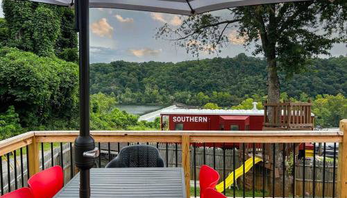 Lighthearted Family Friendly Downtown River Views - Foto 3