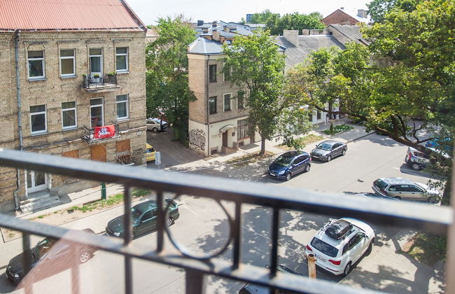 Penthouse in the City Center - Photo 21