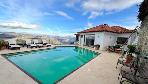 Casa de Gouvães Turismo Rural Douro - Foto 1, sunbed