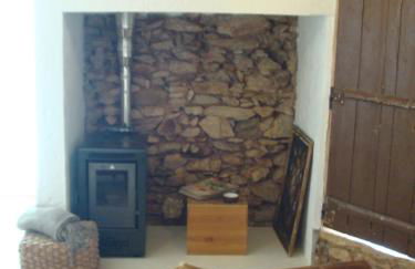 Casas Velhinhas - Apartº Aconchego e Apartº Calmaria - Foto 6