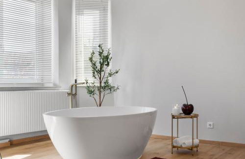 Liebelei Miesbach Boutique Apartment - 2 Min zum Bahnhof, eigener Parkplatz - Foto 13