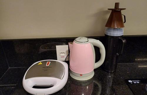 Apto em Itapema com acesso a piscinas,sendo uma aquecida e academia - Foto 12