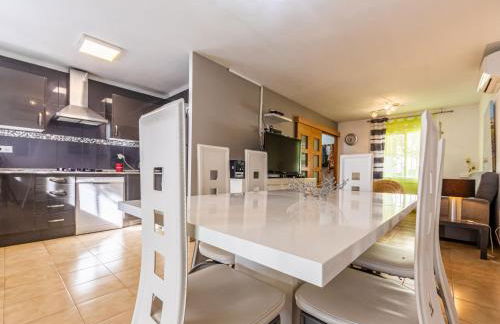 Holiday Home Aries by Interhome - Photo 8