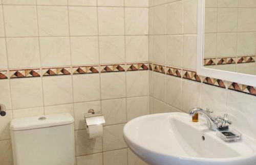 Casa exclusiva Mont-roig con piscina común, aire acondicionado, parking - ES-9-171 - Foto 21