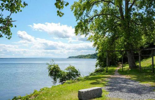 Eclipse Hot tub and billiards in Downtown Geneva - Foto 30