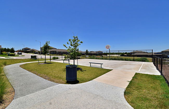 Long-term Stays Family-friendly Communal Pool! - Foto 28