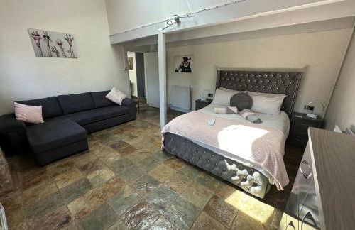 Dwylig Isa Holiday Cottages - Photo 5