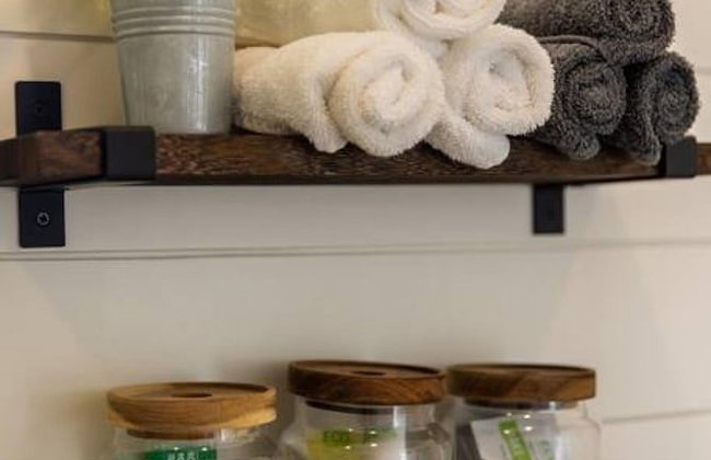 New The Wildflower Cozy Container Home - Foto 37
