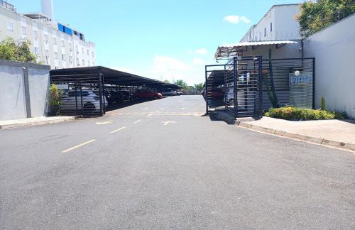 Ótimo Apt 2 quartos Ar e Garagem, Super Aconchegante - Foto 2