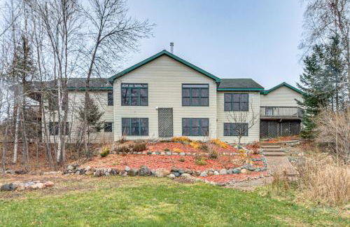 Private Lakefront Home with Game Room in Aurora! - Foto 34