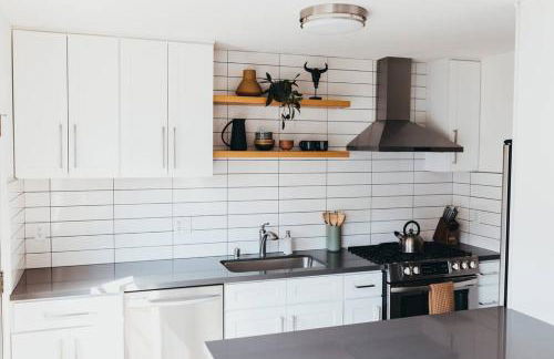 Casa de Vaqueros! Family&Pet Friendly! 3mi to the Beach! - Foto 37