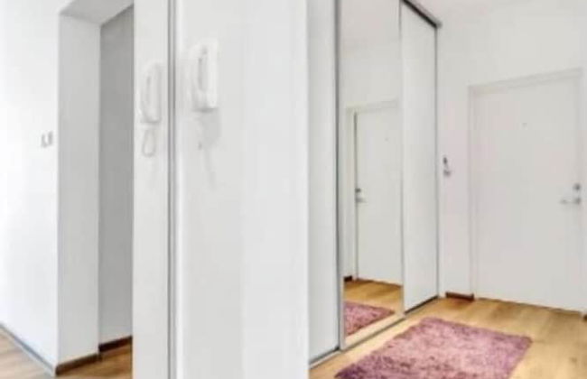 Family Friendly, Free Parking Space, Short Walk to Brosundet - Foto 13