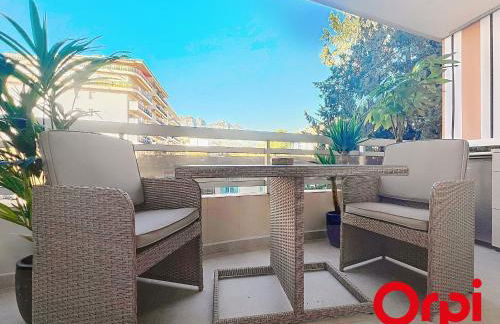 Appartement Rénové avec Terrasse et Parking à Menton - FR-1-647-55 - Photo 1