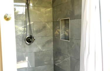 Mākaha House - Photo 41