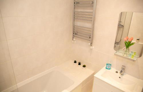 Seaview Apartments - 28-29 Marine Parade, Harwich - Perfect for business & long term stays - Foto 57