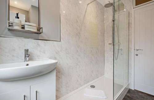 3 Bed in Acton oc-c28929 - Photo 15