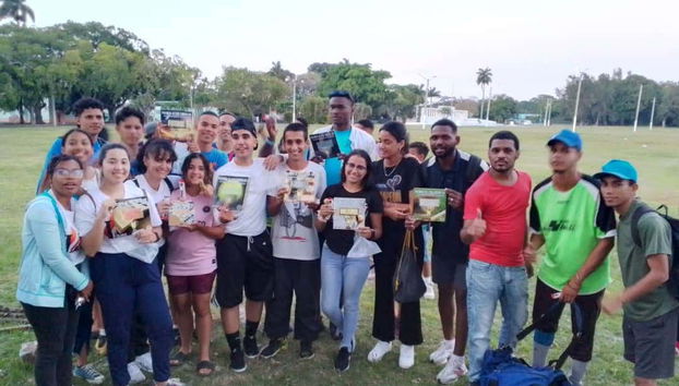 Baseball Game in Havana - Foto 5